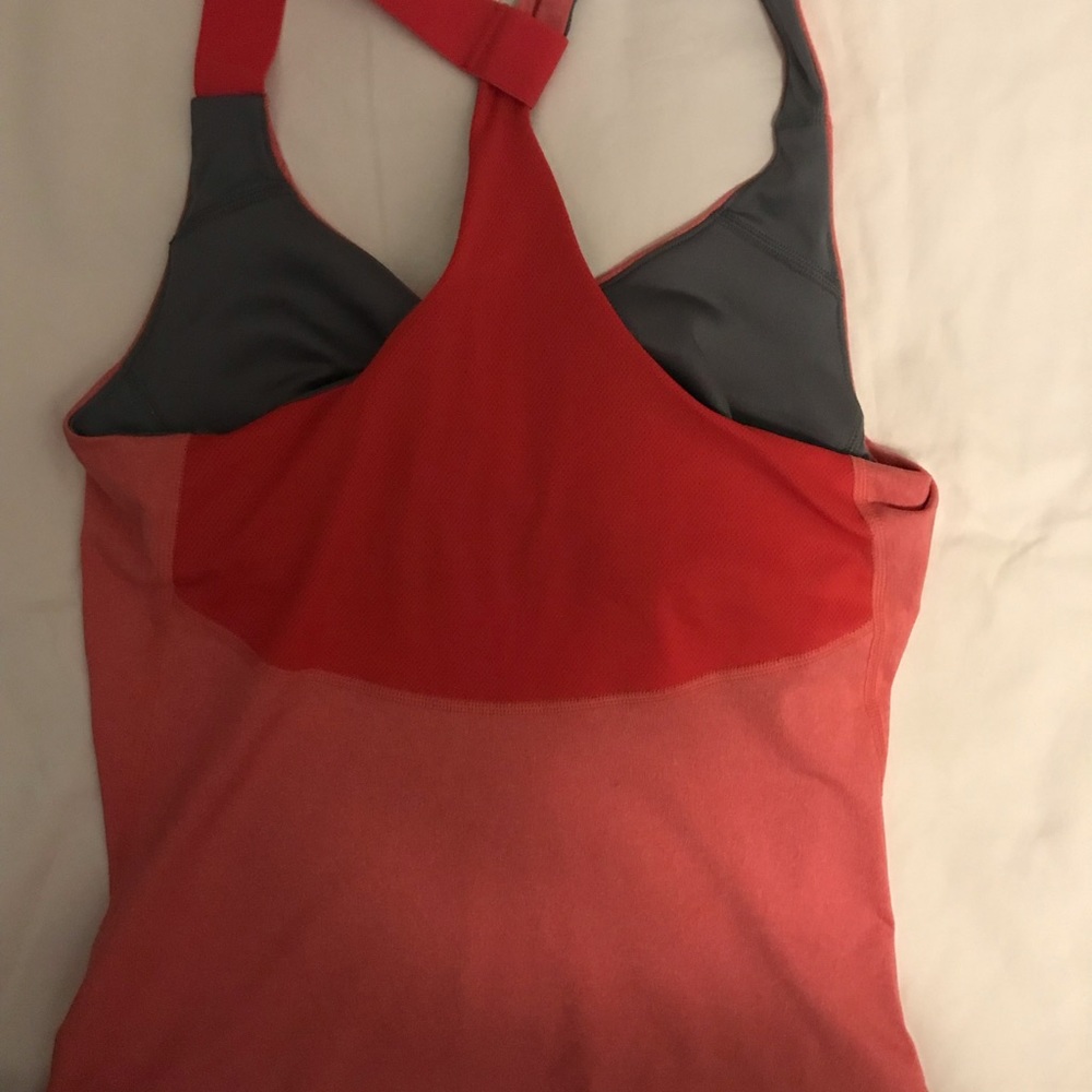 Nike Dri-Fit Tank - Picture 2 of 4